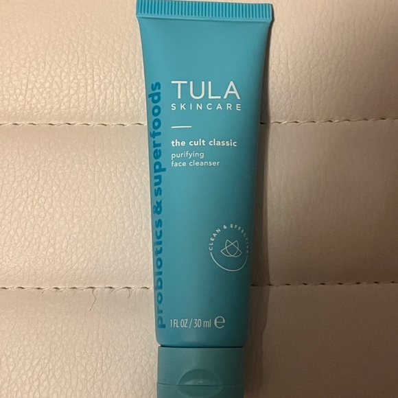 Skincare & Beauty Mini Bundle with Pouch ! - Picture 7 of 16